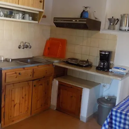 Elli - Nikos Apartament *